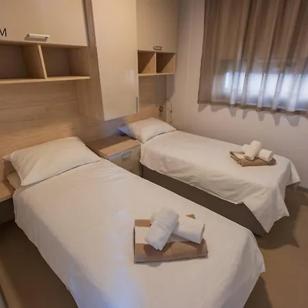Charming Two-bedroom Mobile Homes - Mobile With Sea View And Terrace * دراغ