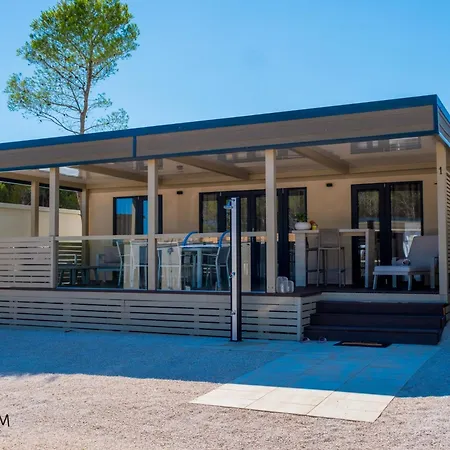 Charming Two-bedroom Mobile Homes - Mobile With Sea View And Terrace Drage
